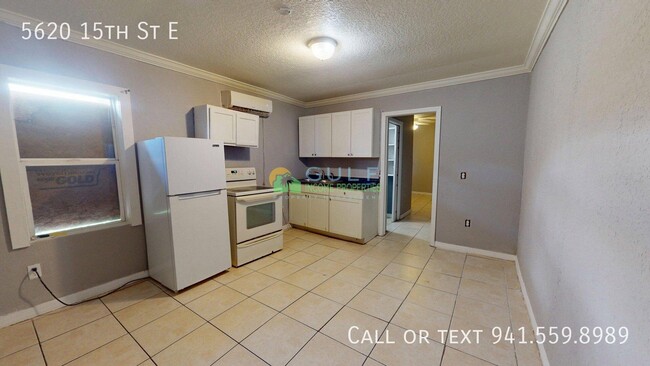 5620 15th St E