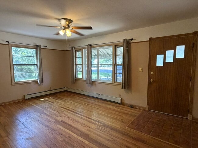 Photo - 412 Park St