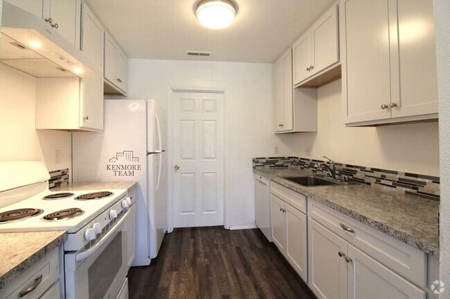 Building Photo - 6809 W Kennewick Ave Unit B Rental