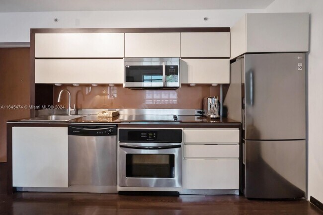 Photo - 435 21st St Unit # 310