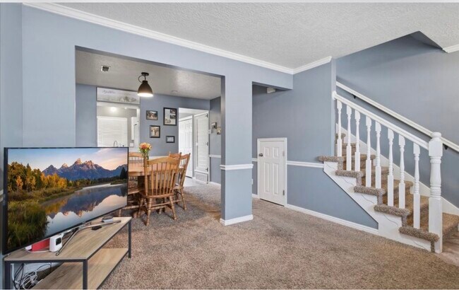 Photo - 1065 Eastgate Dr