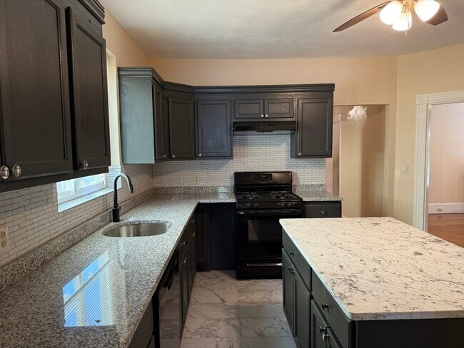 Photo - 4 Dever St Unit 1
