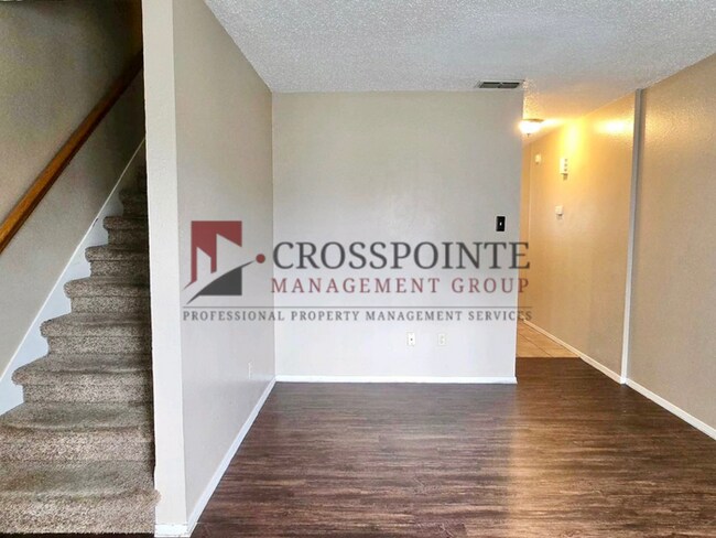 Photo - Tour Today! 2/1.5 Townhome in Longview