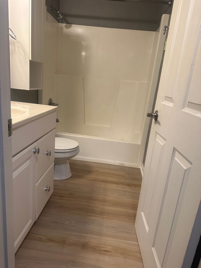 Photo - 1120/1122 E. Northwood Drive Unit 1122