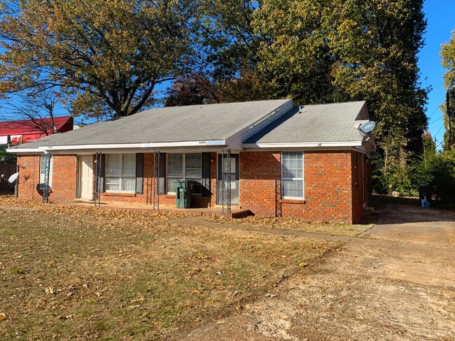 Building Photo - Coming available soon! Rental