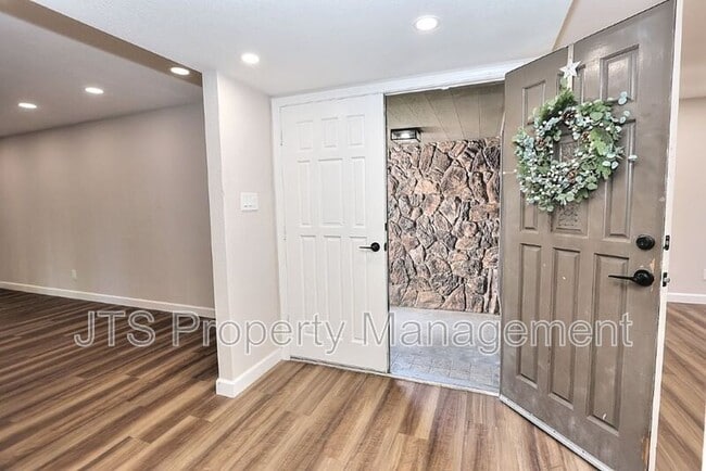 Photo - 3160 Watt Ave