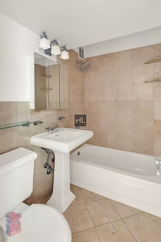 Photo - E 25TH ST. Unit 1A