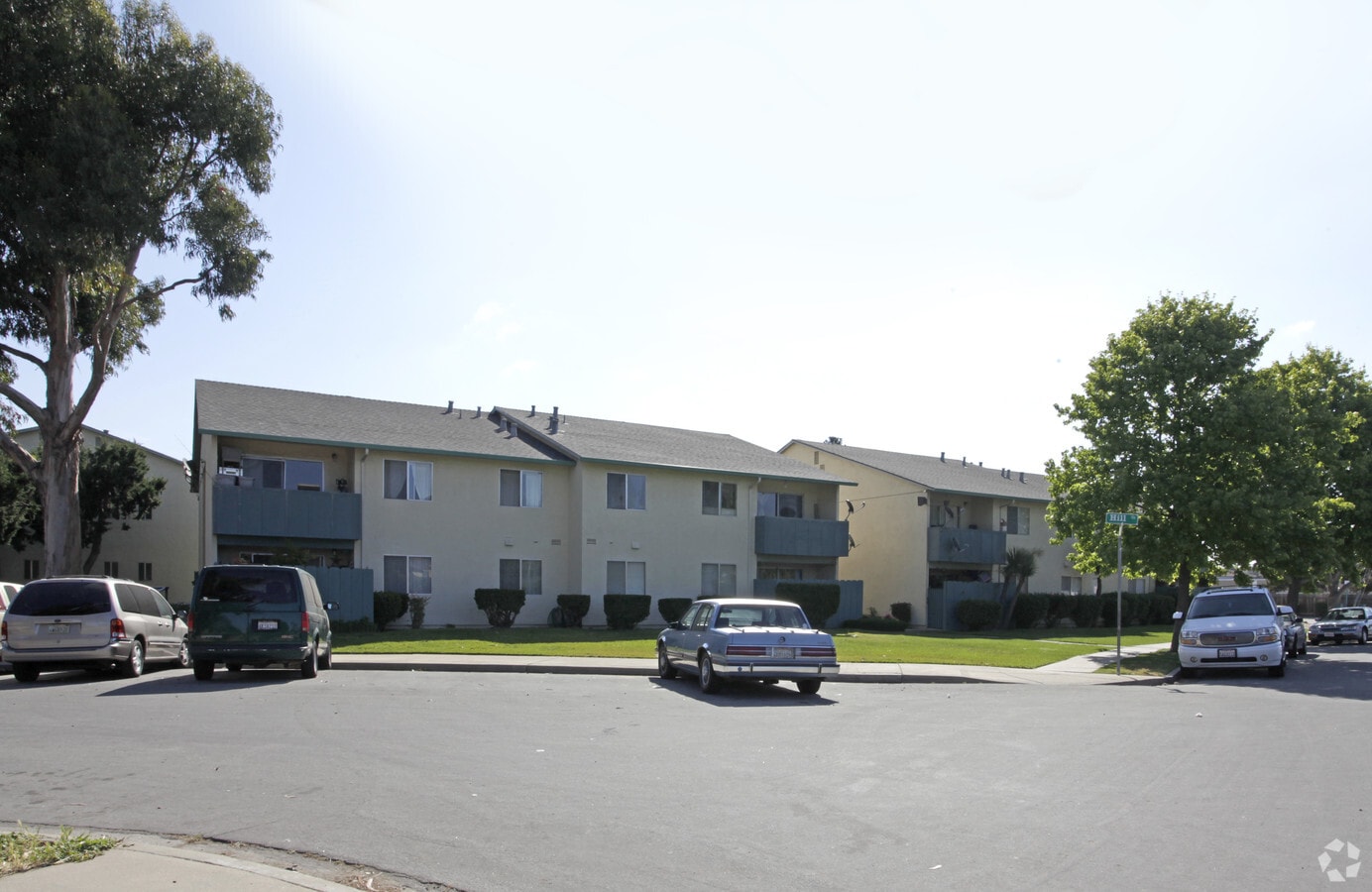 Bonnie Doone Apartments - Bonnie Doone Apartments