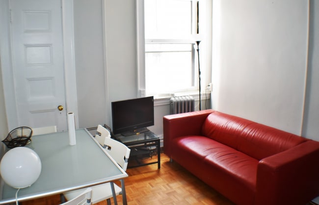 Building Photo - 21 Beacon St Unit 9L Rental