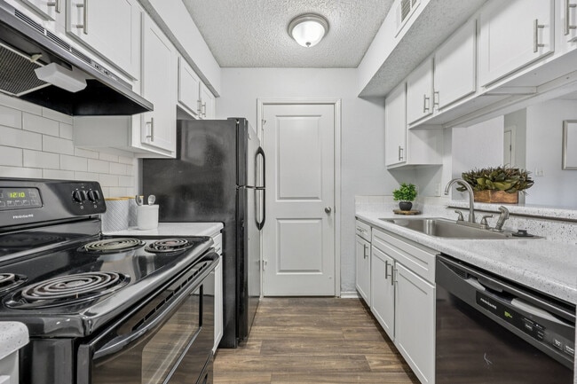 Upgraded Modern Kitchen
