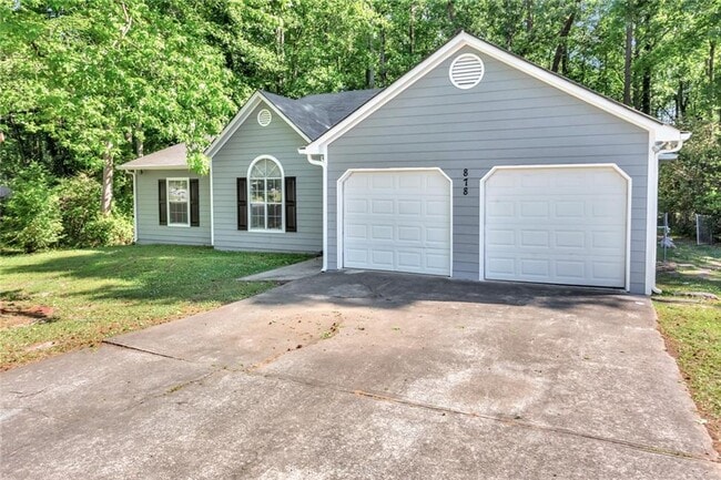 Photo - 878 Grindstone Dr SW