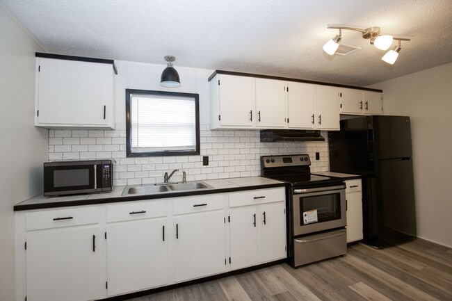 Photo - Charming Renovated 2-Bedroom, 2-Bath Home ...