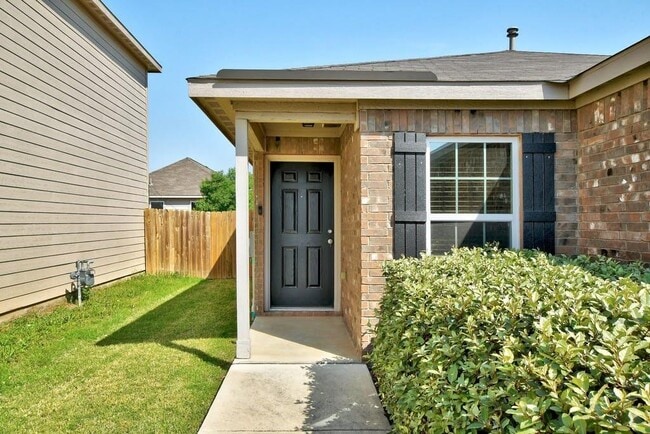 Photo - 1444 Breanna Ln