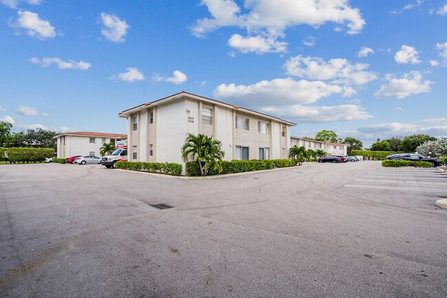 Photo - 3214 Coral Ridge Dr Unit 3214