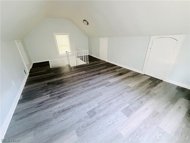Photo - 521 Columbus Ave NW