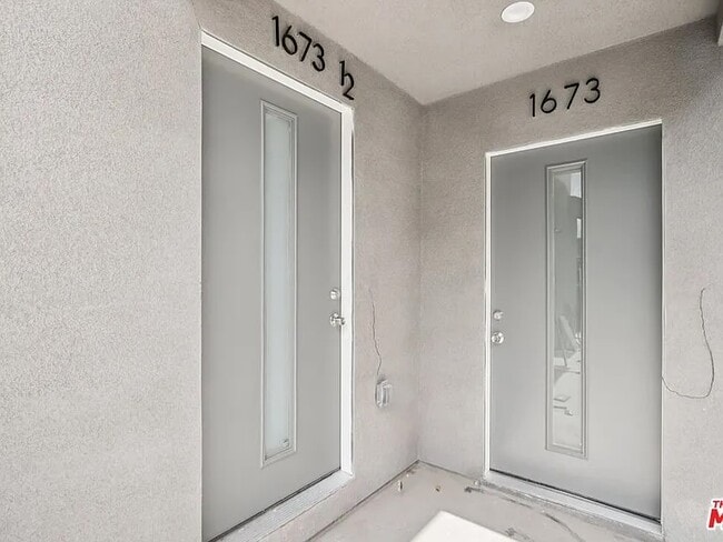 Photo - 1673 E 111th St Unit 1673