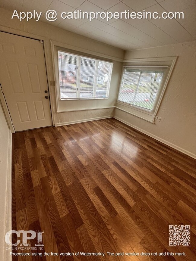 Photo - 323 15th Ave