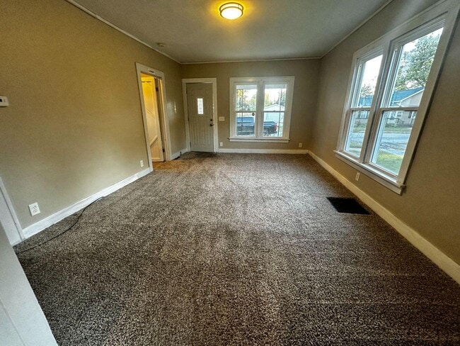 Photo - 405 Beech St