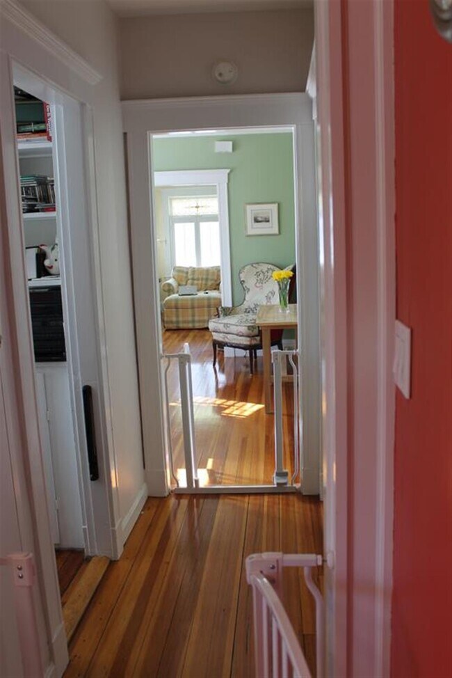 Photo - 25 Leonard St Unit 1