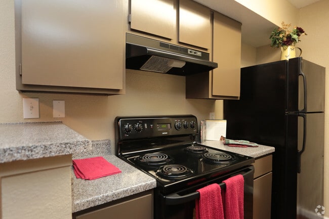 Kitchen - Ranch at Rolling Brook