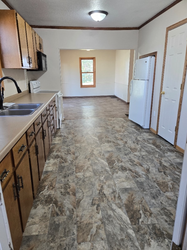 Photo - 402 1st St N