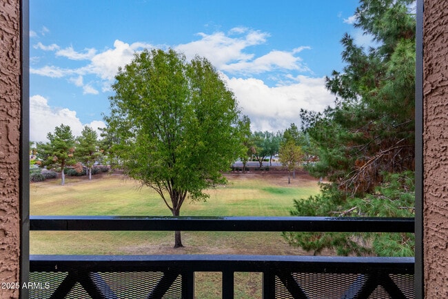 Photo - 1634 E Canyon Creek Dr