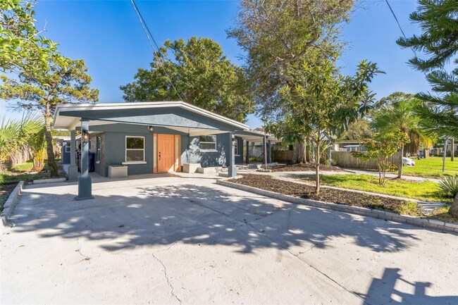 Building Photo - 5210 S 84th St Rental