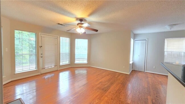 Photo - 317 Hawkstone Way
