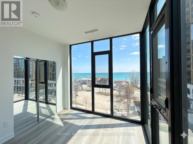 Photo - 2075 Lakeshore Rd. Unit 415