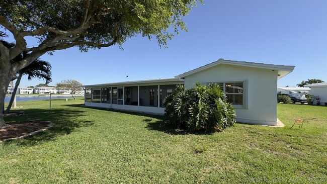 1108 W Ocean Ave