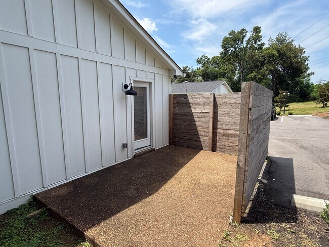 Photo - 2128 Sharondale Dr