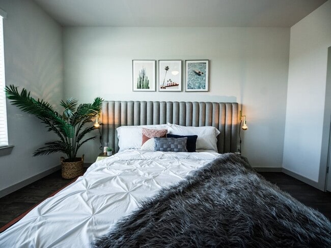 Photo - 509 Elm St Unit 402.1