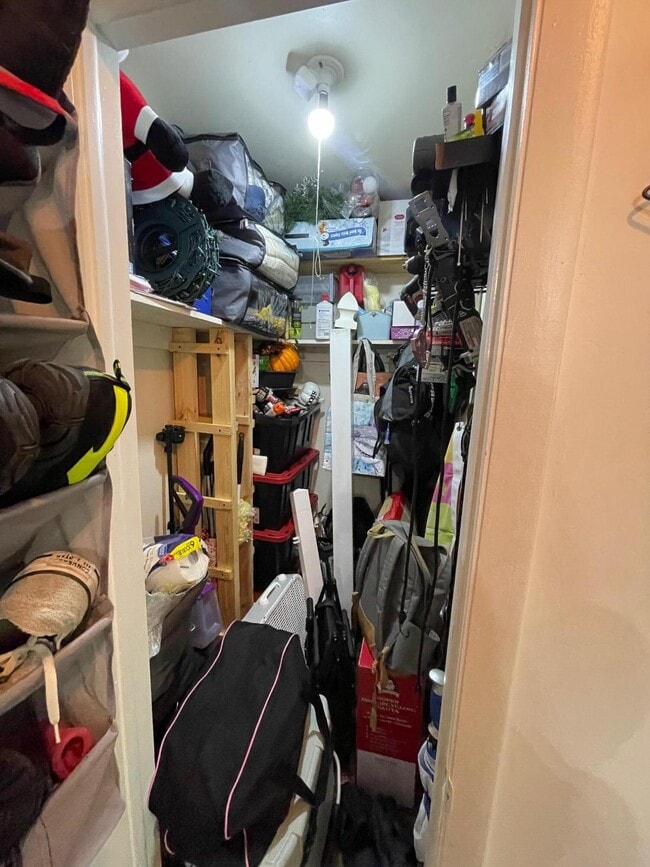 Photo - 125 Shore Ct Unit 205a