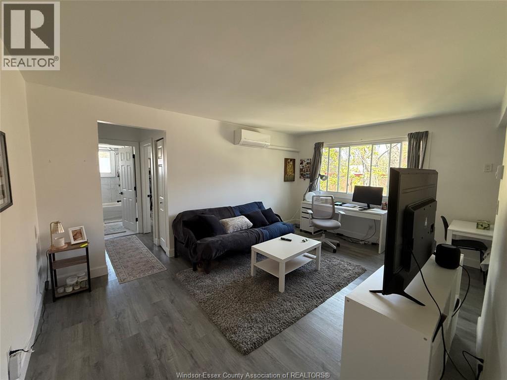 Photo - 3150 Peter St Unit 12