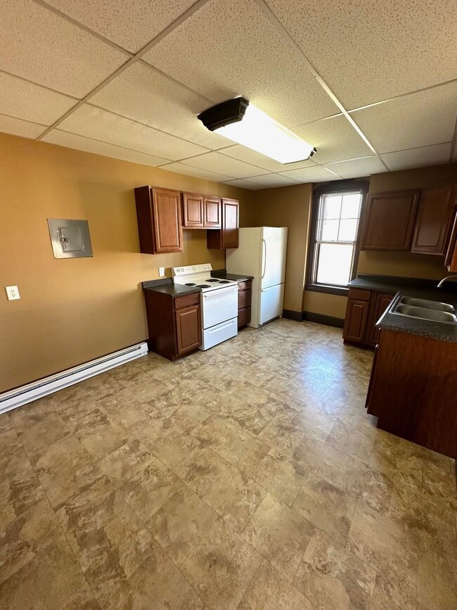Photo - 1305 Spring St Unit 1305 1/2 Spring St.