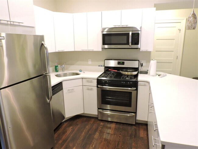 Photo - 20 John F Kennedy St Unit 1