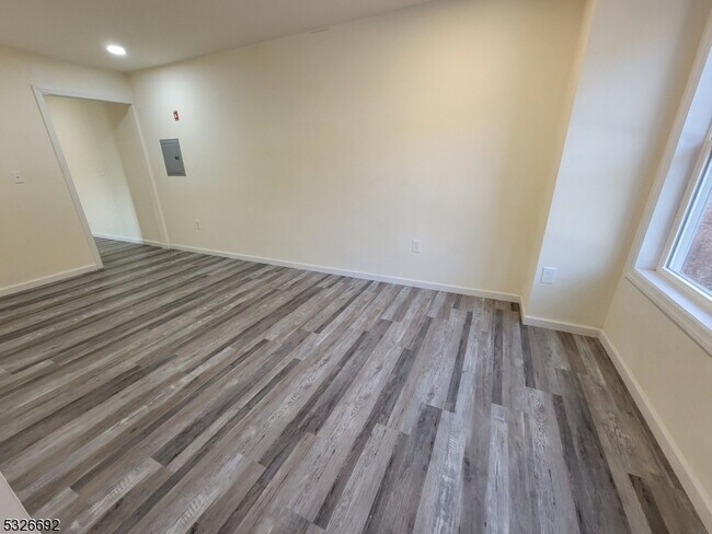 Photo - 46 Garret St