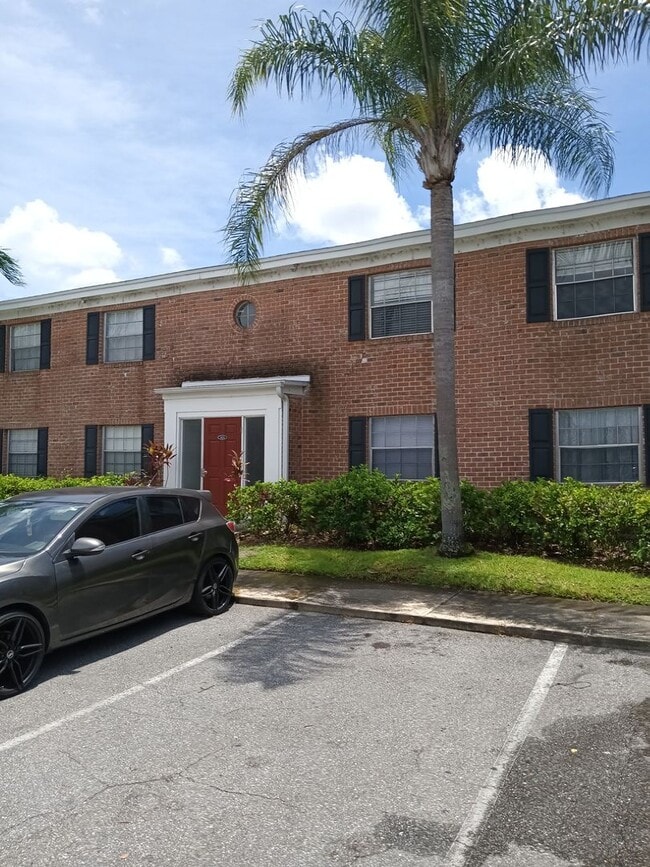 2 Bedroom, 1.5 Bathroom Condo For Rent at ... - 2 Bedroom, 1.5 Bathroom Condo For Rent at ... Unit D