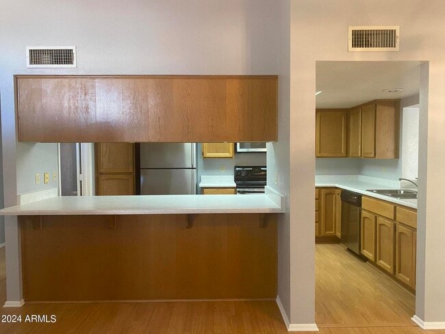 Photo - 510 W Fellars Dr