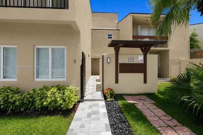 Photo - 9133 Fontainebleau Blvd