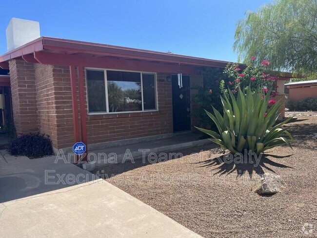 Building Photo - 6945 E Kirkland Dr Rental