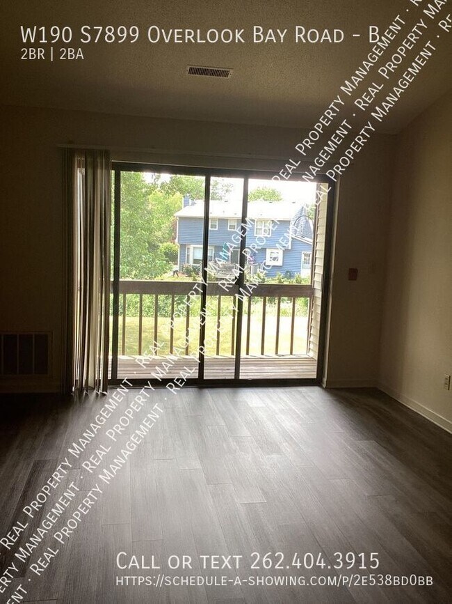 Photo - Amazing 2 bedroom, 2 full bath upper corne... Unit B