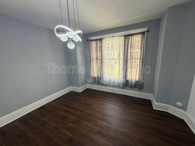 Photo - 835 Sunset Ave