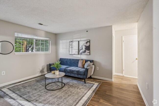 Building Photo - 2430 Kenridge Pkwy Rental