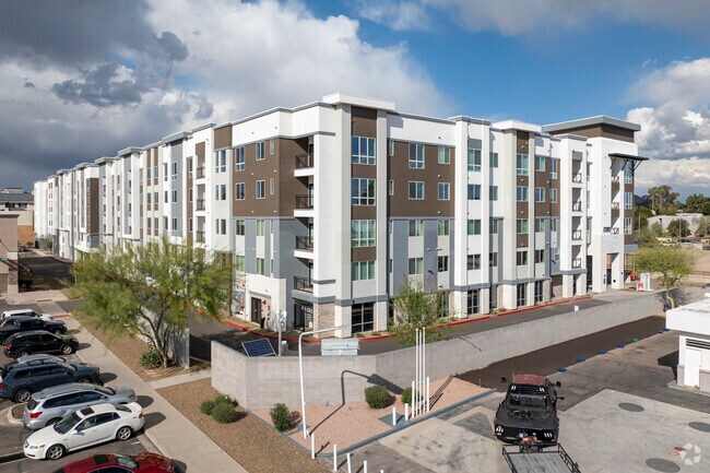 Photo - Alta Biltmore