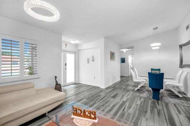 Photo - 909 NW 135th Ct Unit ID1232025P