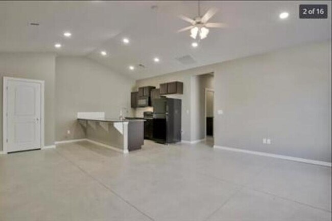 Photo - 4863 N Hillside Ct