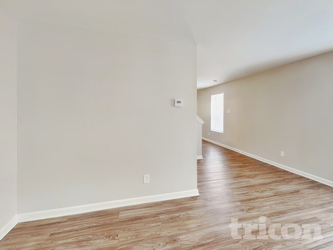 Photo - 7242 Fox Point Dr