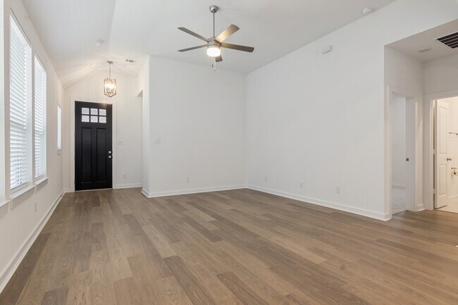 Photo - 11223 Common Hackberry St