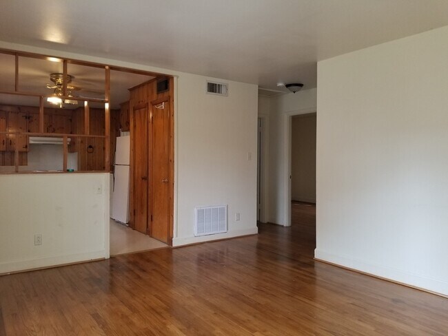 Photo - 2923 Amity Garden Ct